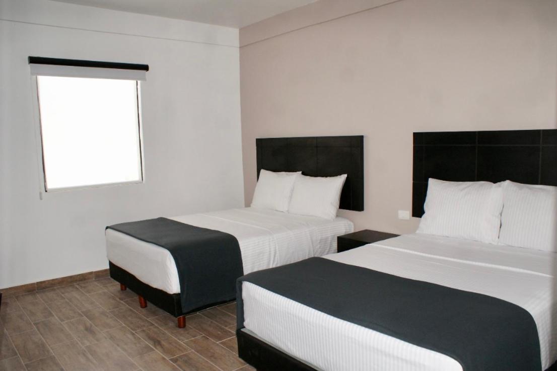 Hotel Capital Frontera Monclova Buitenkant foto
