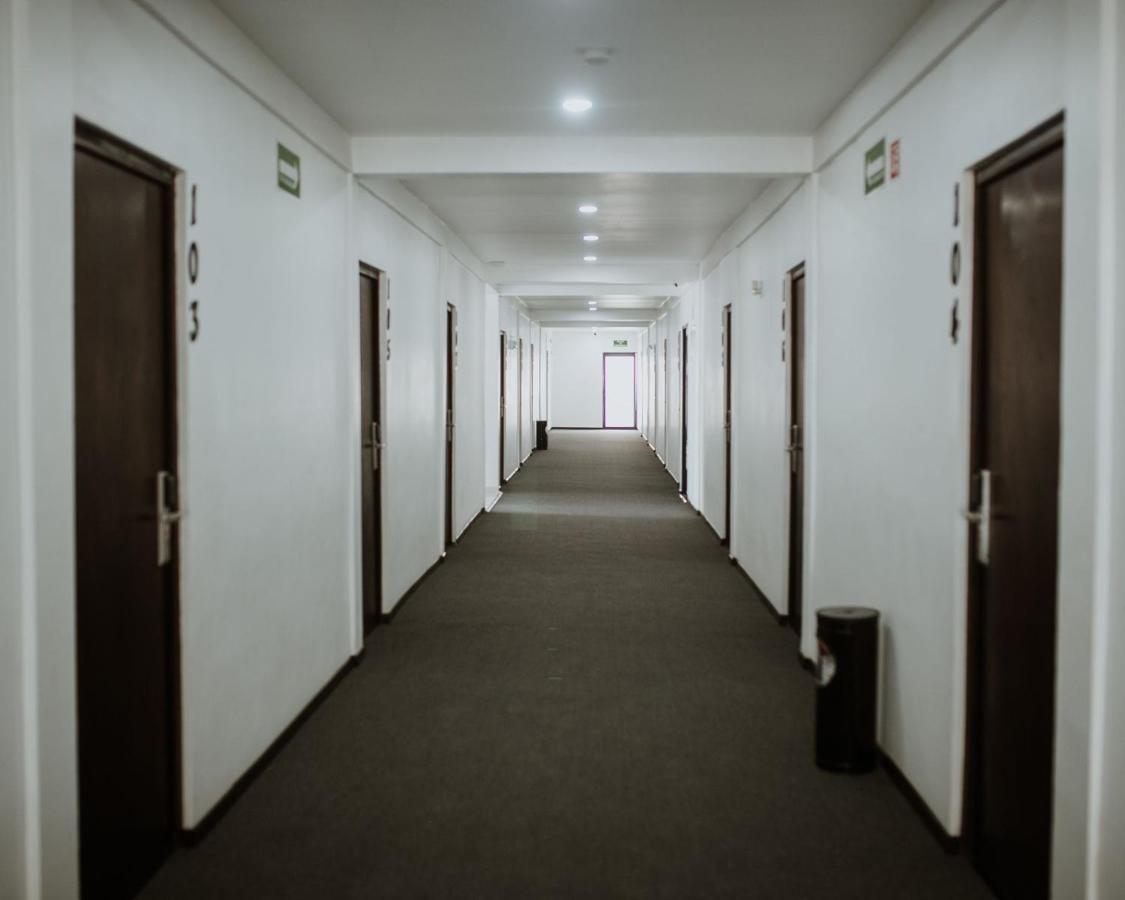 Hotel Capital Frontera Monclova Buitenkant foto