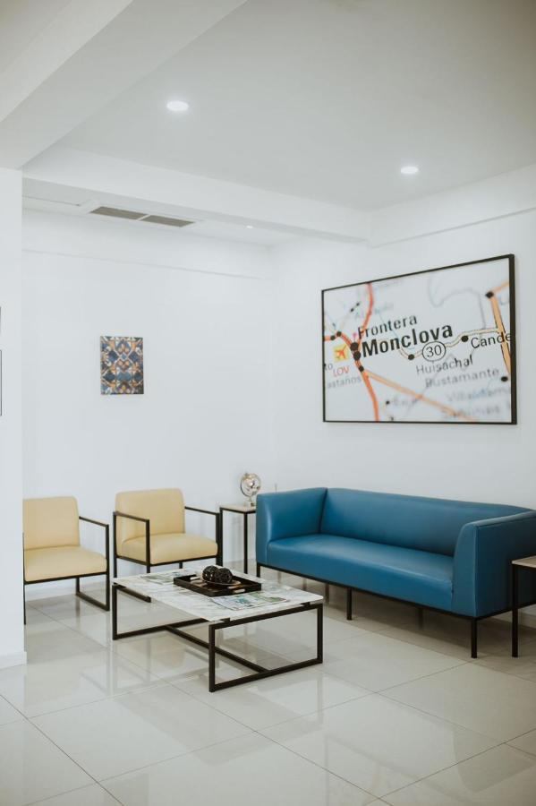 Hotel Capital Frontera Monclova Buitenkant foto